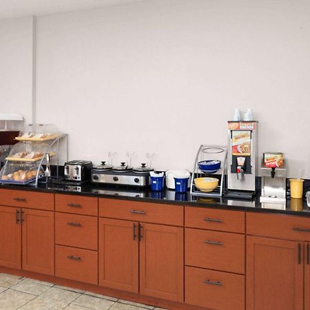 Days Inn & Suites By Wyndham Of Morris Dış mekan fotoğraf