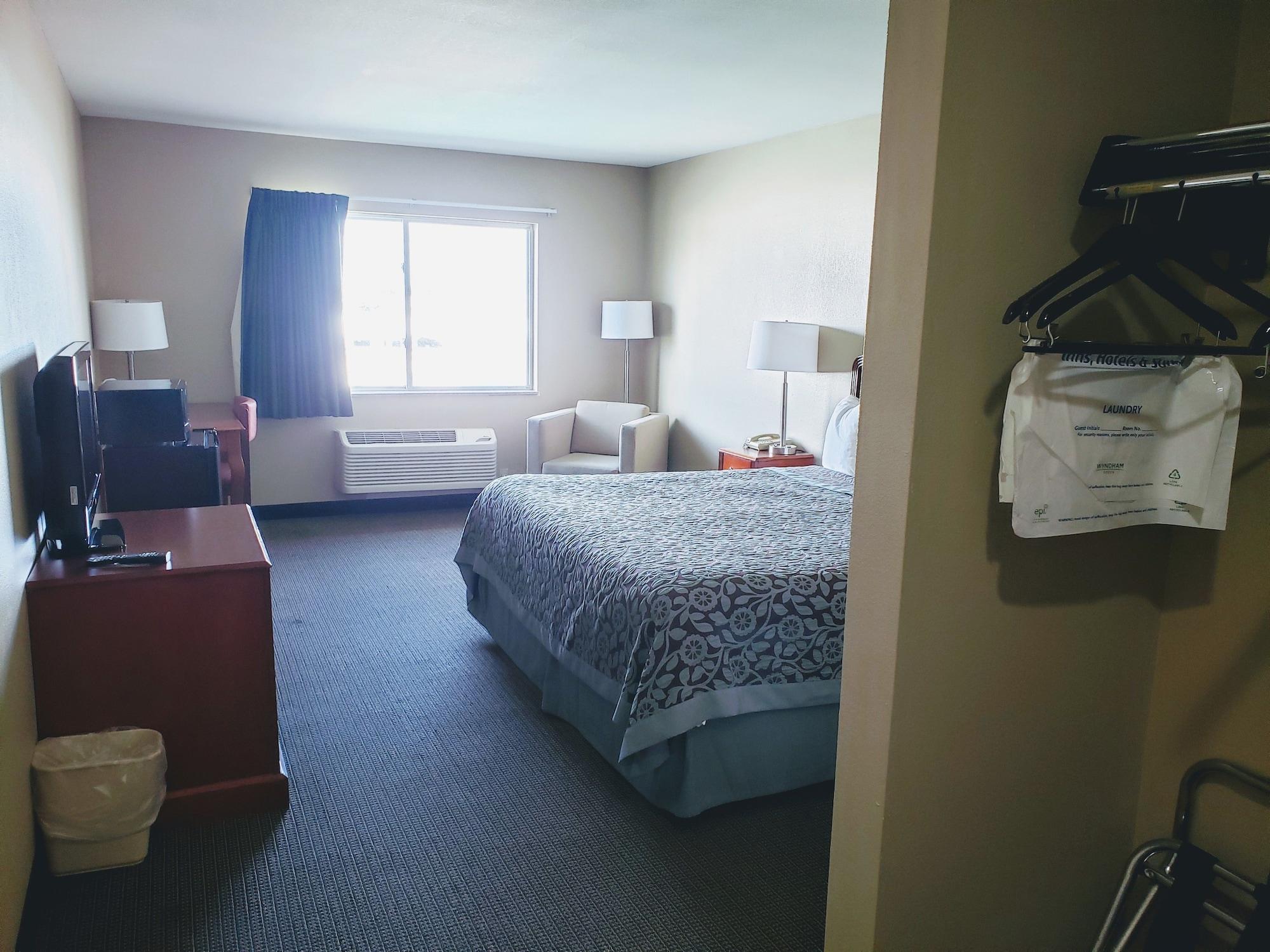 Days Inn & Suites By Wyndham Of Morris Dış mekan fotoğraf